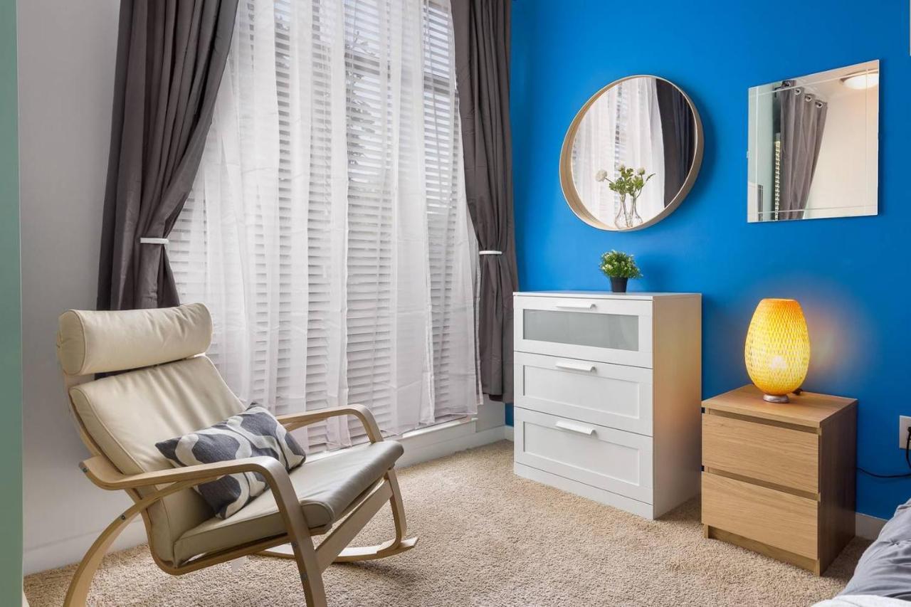 Trifecta Ace Location Pool & Gym Superhost Apartamento Charlotte
